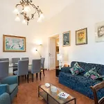 Trastevere Large Comfortable Apartment