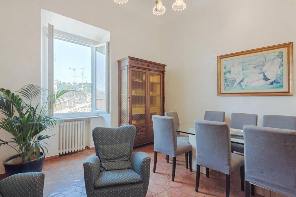 Trastevere Large Comfortable Apartment